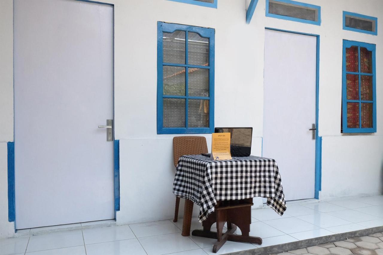 Spot On 2726 Kopo 355 Syariah Hotel Бандунг Екстериор снимка