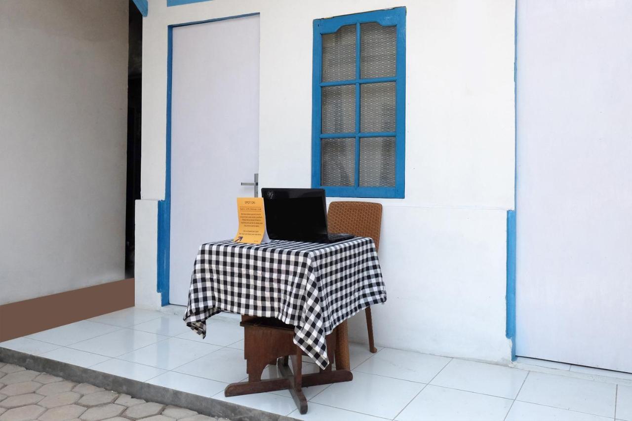 Spot On 2726 Kopo 355 Syariah Hotel Бандунг Екстериор снимка